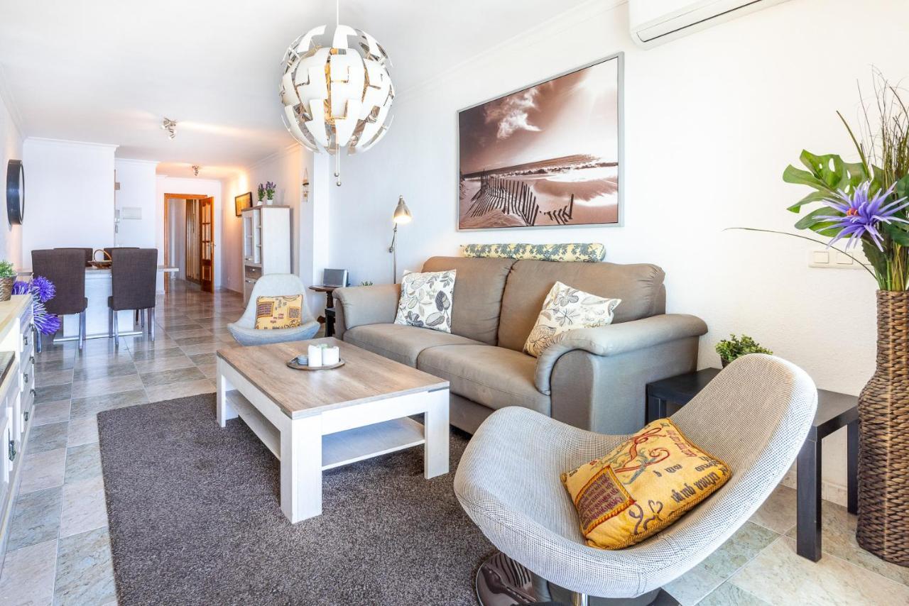 Maritimo Fuengirola - Beach Apartment First Line Екстер'єр фото