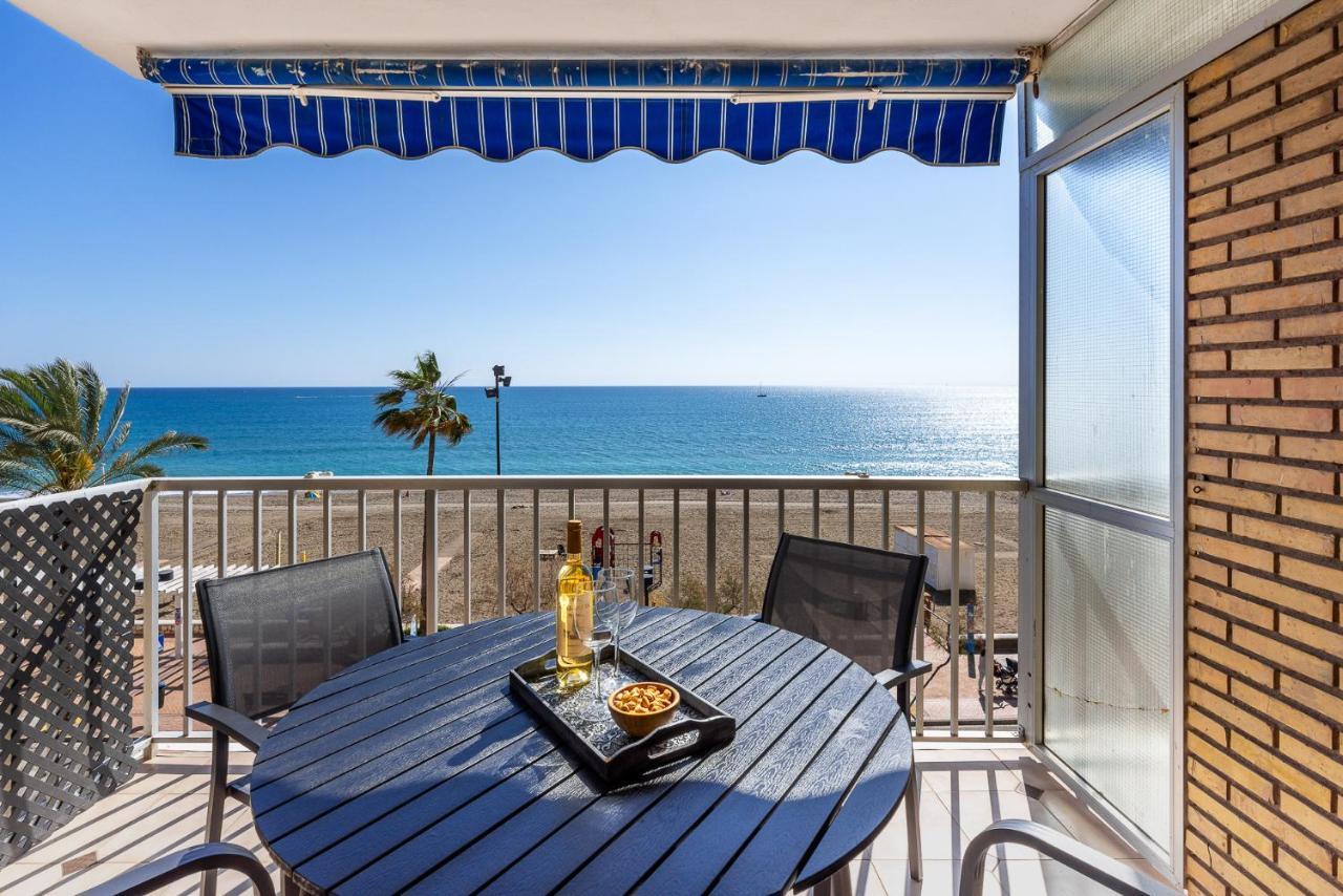 Maritimo Fuengirola - Beach Apartment First Line Екстер'єр фото