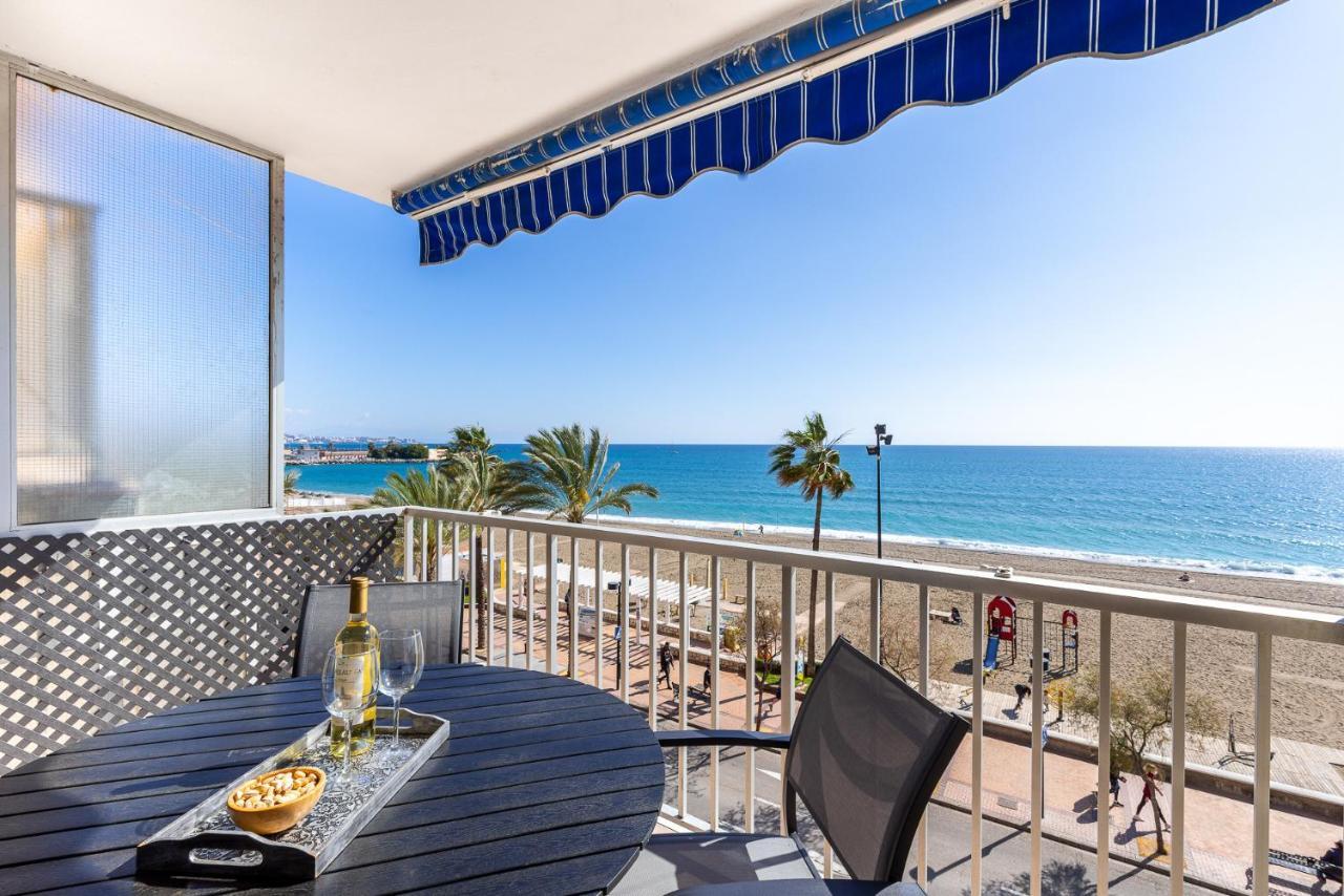 Maritimo Fuengirola - Beach Apartment First Line Екстер'єр фото