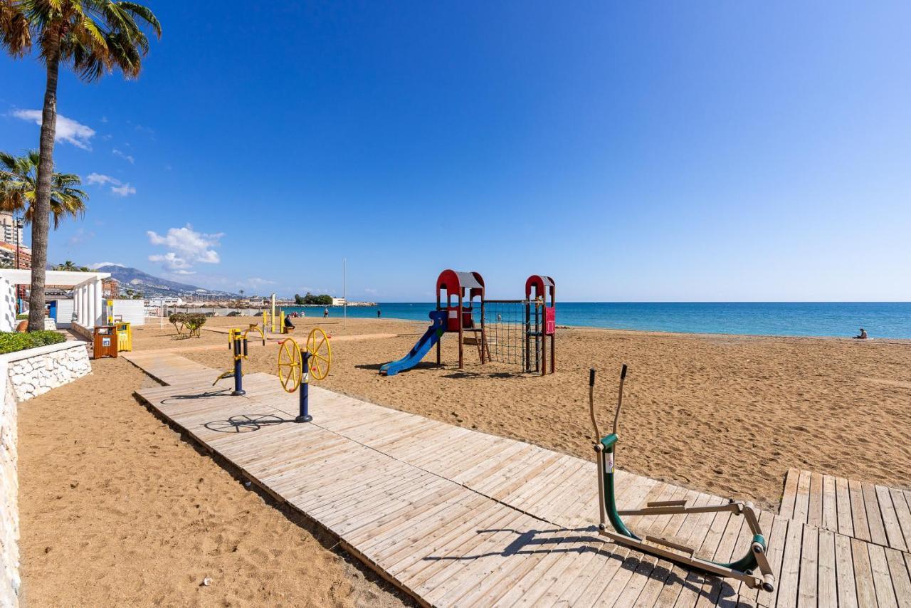 Maritimo Fuengirola - Beach Apartment First Line Екстер'єр фото