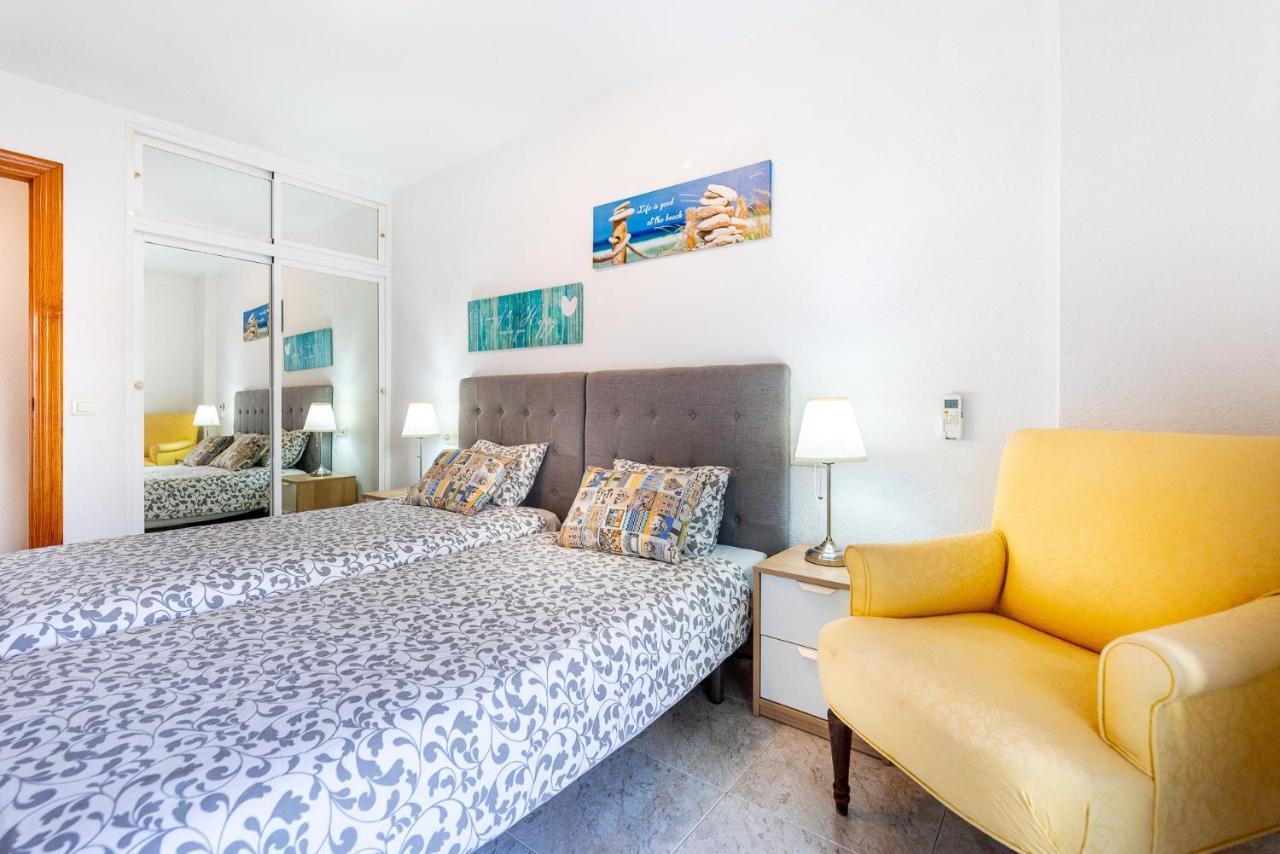 Maritimo Fuengirola - Beach Apartment First Line Екстер'єр фото